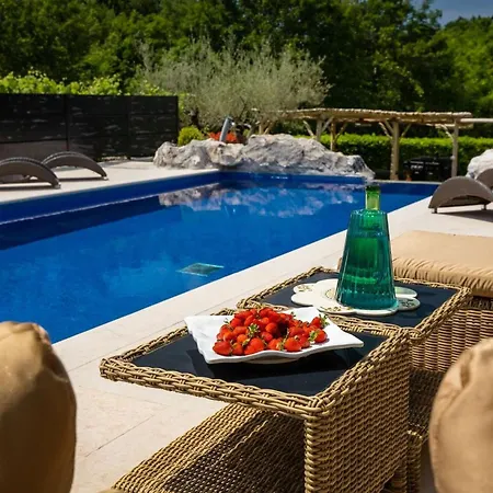 Rustic Nonna Lucia With Pool In Groznjan Villa Boskari