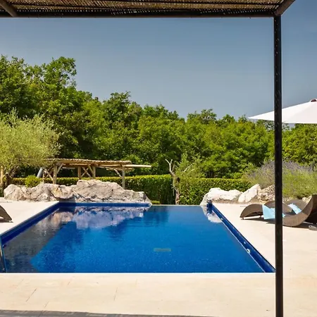 Rustic Nonna Lucia With Pool In *