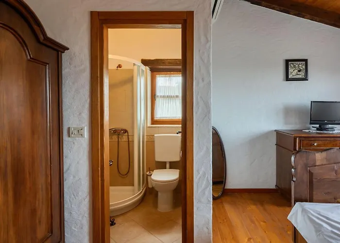 Rustic Nonna Lucia With Pool In Groznjan Villa