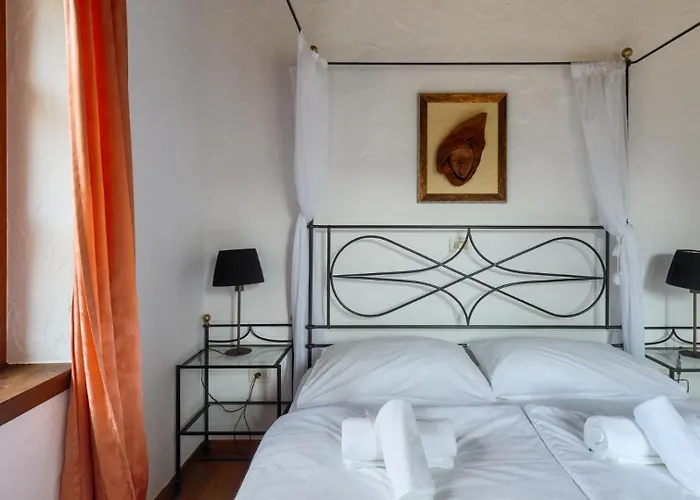 Rustic Nonna Lucia With Pool In Groznjan Villa