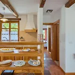 Rustic Nonna Lucia With Pool In Villa *
