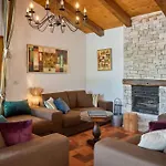 Rustic Nonna Lucia With Pool In